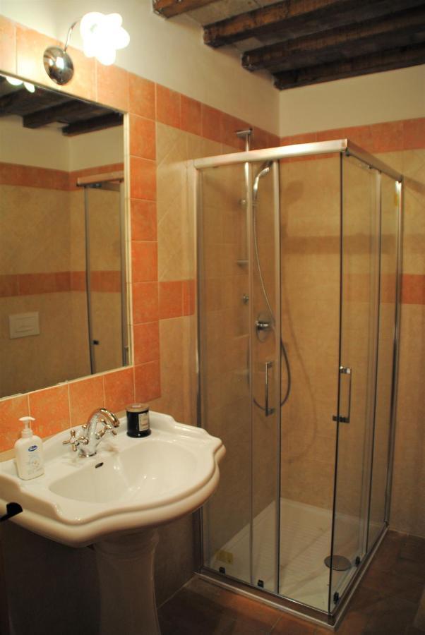 B&B Ponte La Pietra Gubbio Exterior foto